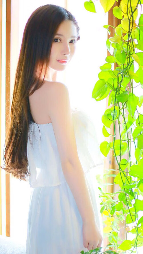 德国女子团体追逐赛选手在决赛中获得铜牌，德国女子突队